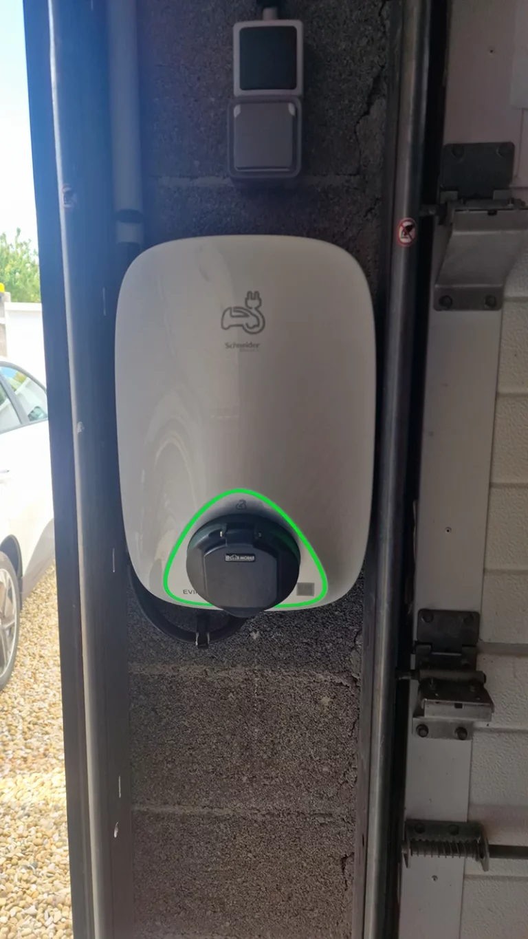 borne-irve-schneider4